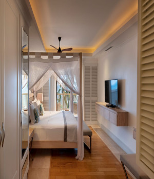 Ezra Boutique Hotel