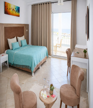 Triple room