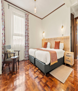 2 bedroom