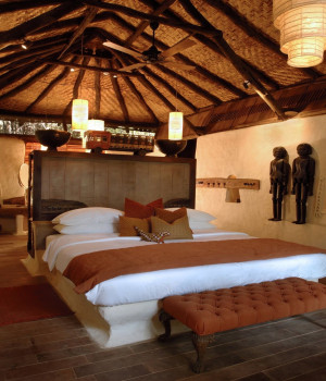 ELISE ROOM