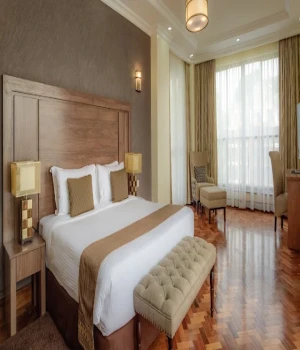Hotel Suite