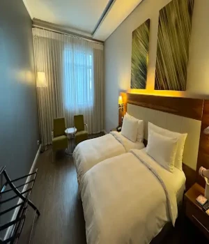 Queen Suite