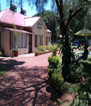 Crocodile Rock Guest Lodge