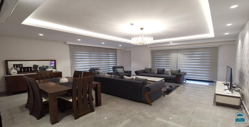 Thousand Hills Apartment