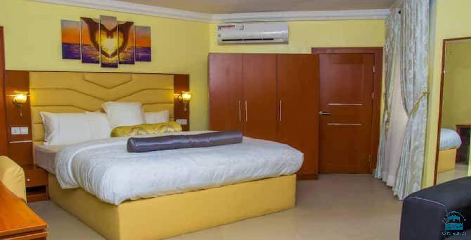 Continent Hotel