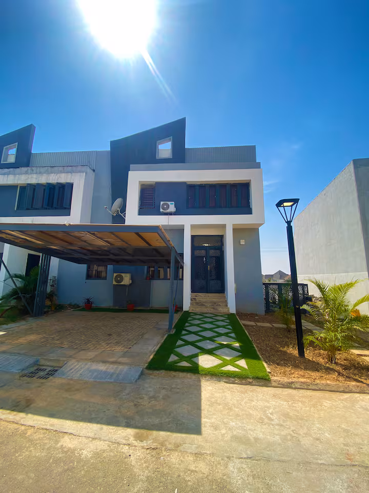 Sereno Apartments