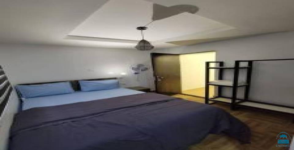 Crystal House Apartments