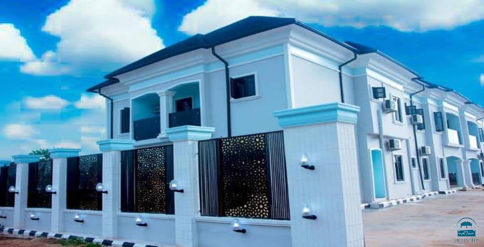 Eni Homes Apartment 