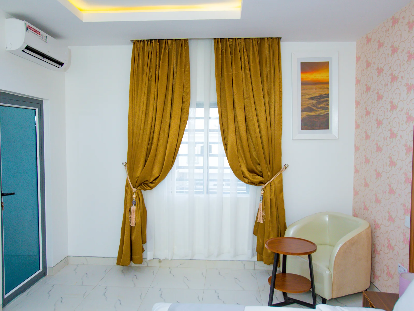 King A.D. Shortlet Apartments-Katampe