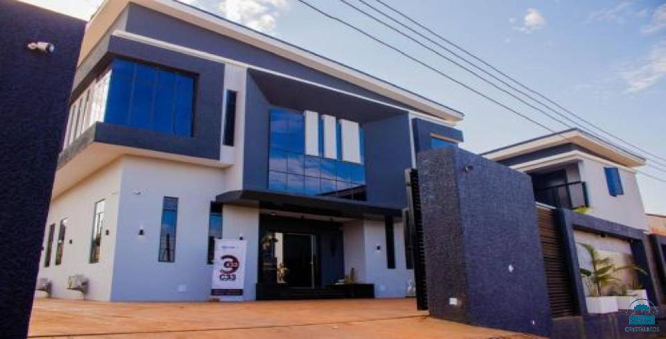 C33 Apartments and Suites