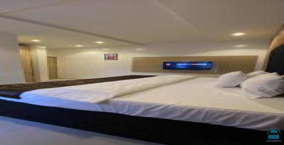 Lucy and Jacobs Luxury Service Apartment