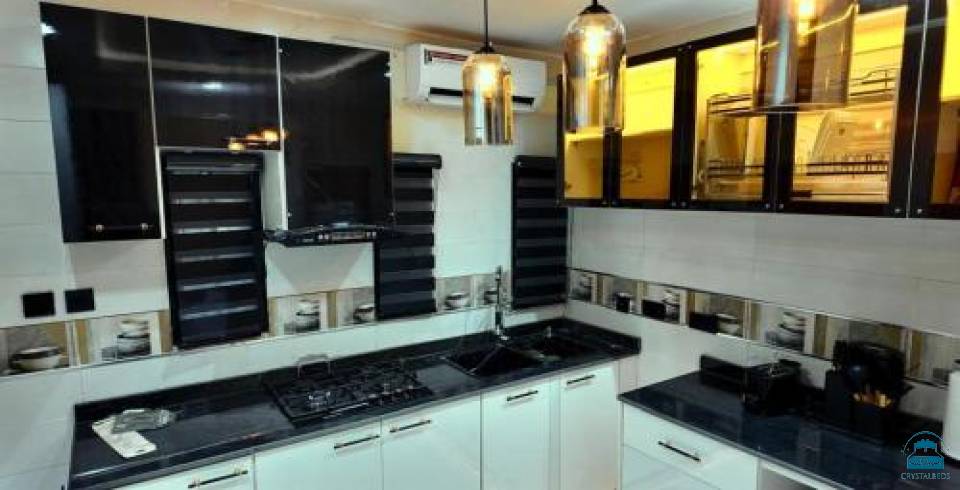 Red Box Luxury Apartment
