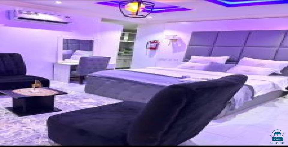 TRIPLE J\'S INN & APARTMENTS