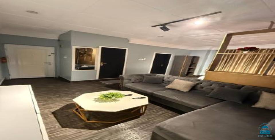 247 Luxury Apartment