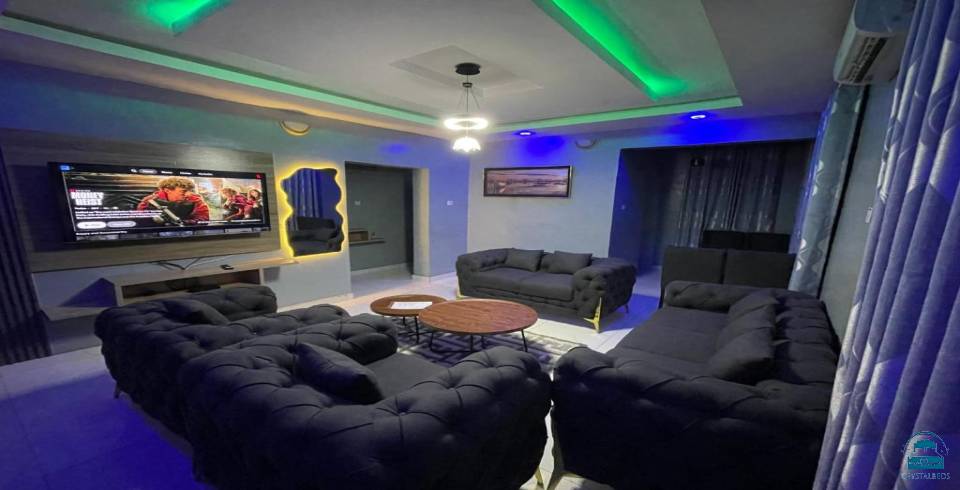 Amwallode Modern Luxury Apartment