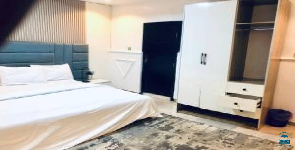 Jino Apartments and Lounge
