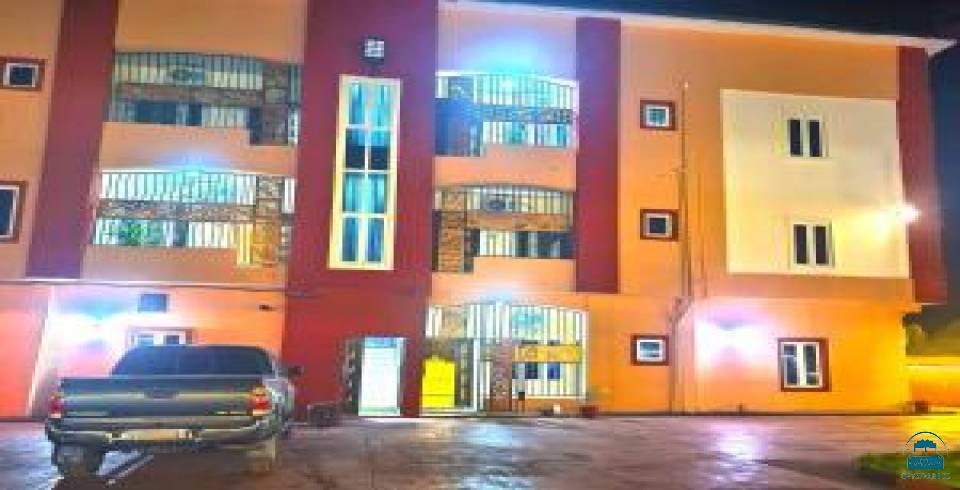 Whyte Rose Apartments