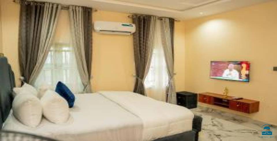 Greatman\'s Apartment