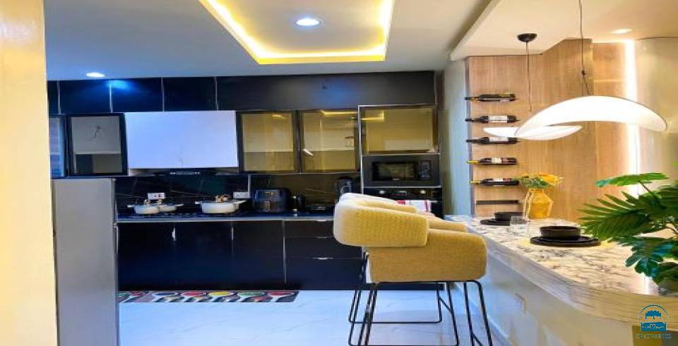 Noah\'s Court Apartments