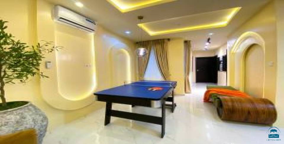Noah\'s Court Apartments
