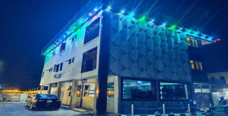 Thirdland View Hotel and Suites