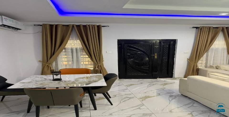 9th House Apartments