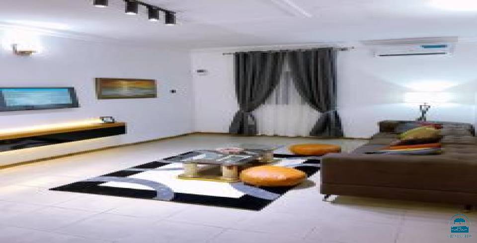 B & L Short-let Apartments