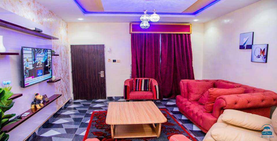 Daystar Luxury Home And Suites Apartment 