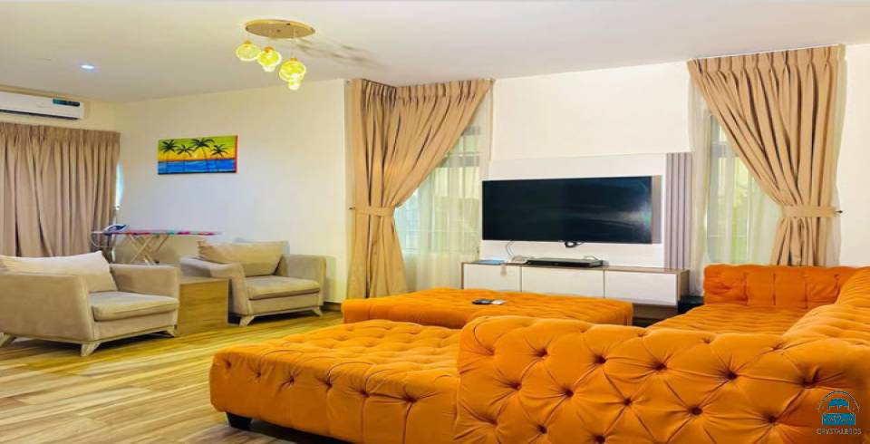 Chalis Apartment 