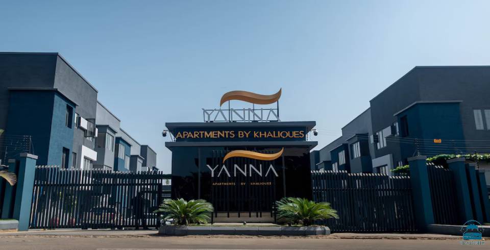 Yanna Apartments by Khaliques