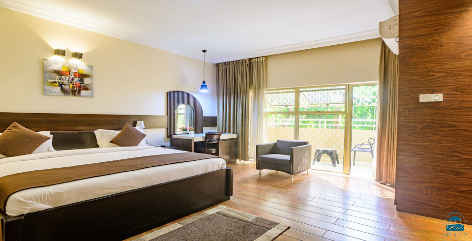 Hwange Safari Lodge
