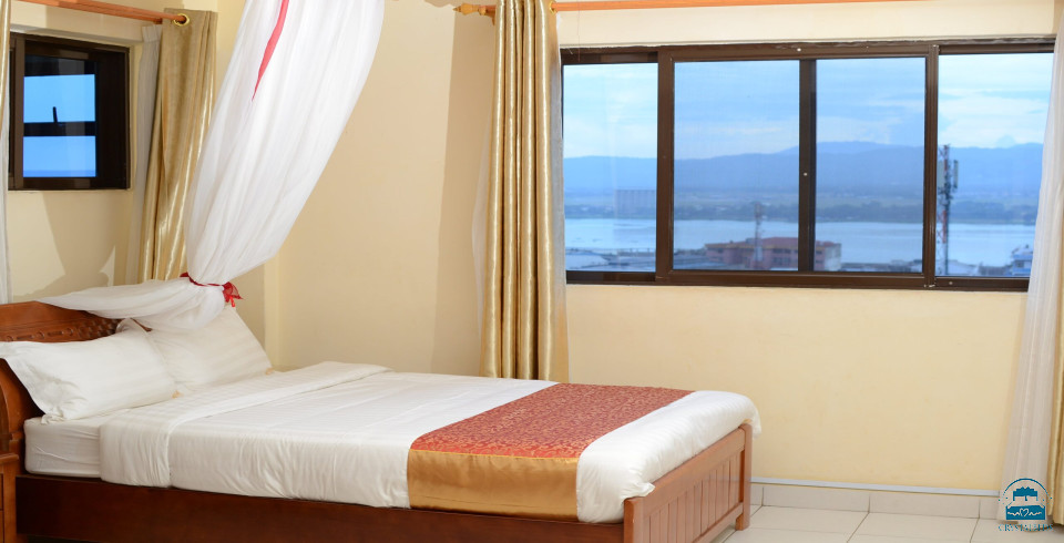 Heartland Hotel