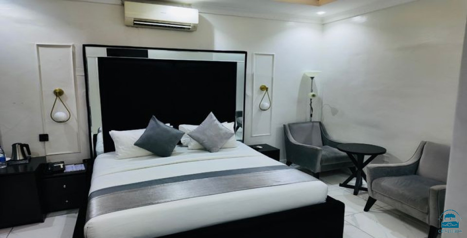 TZAR VIDSON Luxury Hotel & Suites