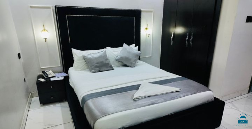 TZAR VIDSON Luxury Hotel & Suites
