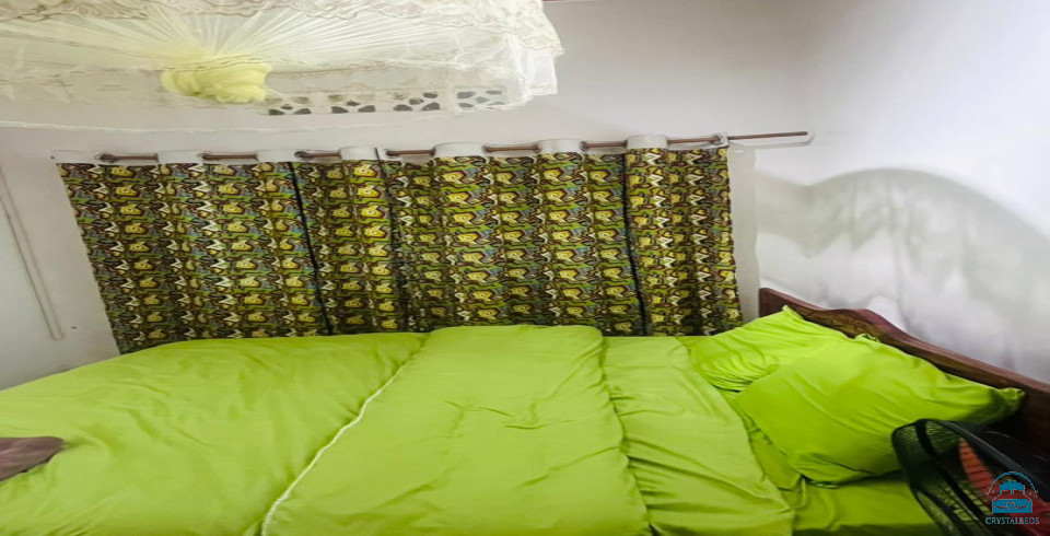 FIG TREE: accommodation, conferencing, restaurant.