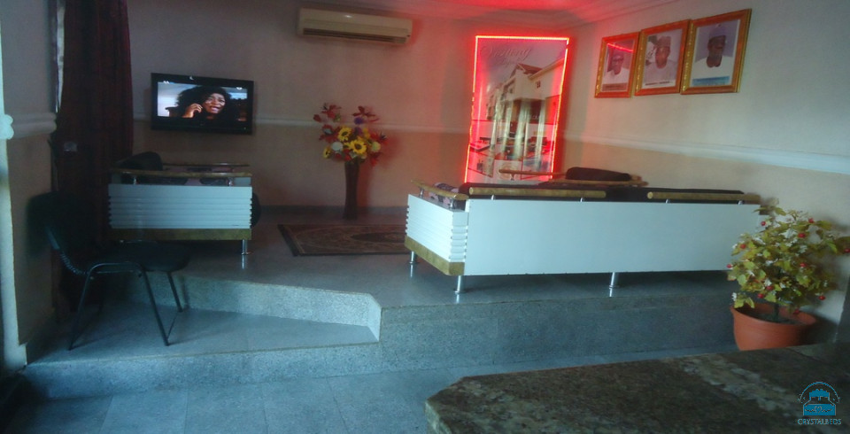 Executive Nest