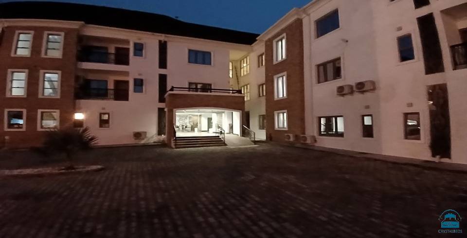1 OAK APARTMENTS