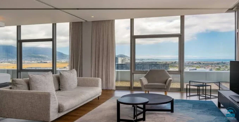 Cape Town Marriott Hotel, Crystal Towers